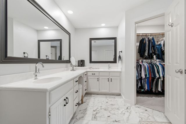 306 Country Manor Drive, Keller, TX 76248