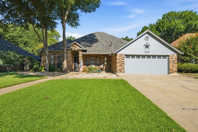 306 Country Manor Drive, Keller, TX 76248