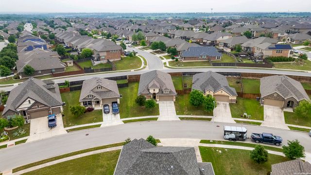 863 MAROON ST, New Braunfels, TX 78130