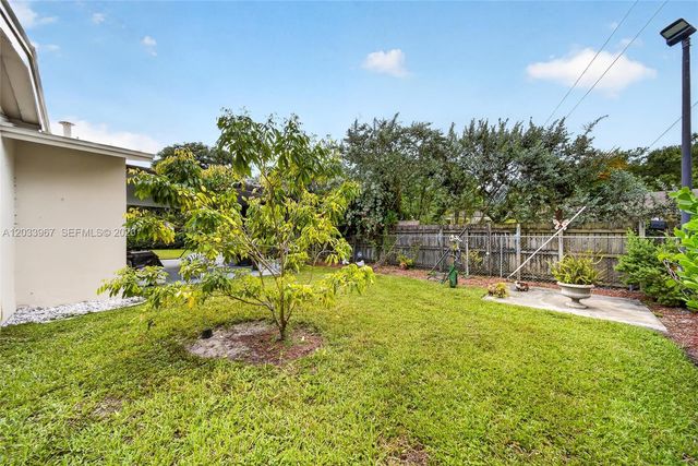 8250 SW 118th Terrace, Miami, FL 33156