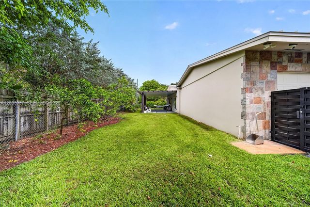 8250 SW 118th Terrace, Miami, FL 33156