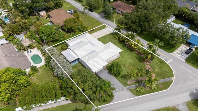8250 SW 118th Terrace, Miami, FL 33156