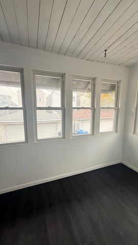 2942 W Pershing Road, Chicago, IL 60632