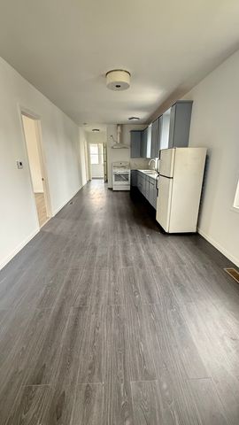 2942 W Pershing Road, Chicago, IL 60632