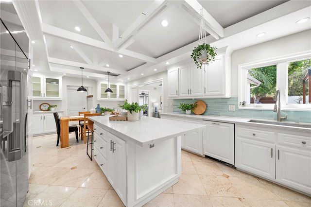 18642 Silver Maple, North Tustin, CA 92705