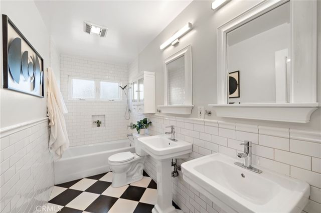 18642 Silver Maple, North Tustin, CA 92705