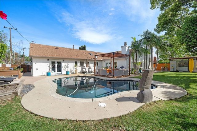 18642 Silver Maple, North Tustin, CA 92705