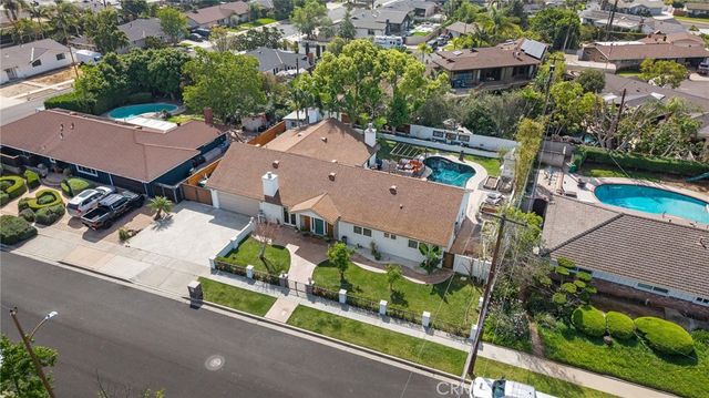 18642 Silver Maple, North Tustin, CA 92705