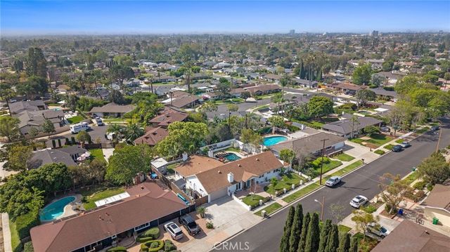 18642 Silver Maple, North Tustin, CA 92705