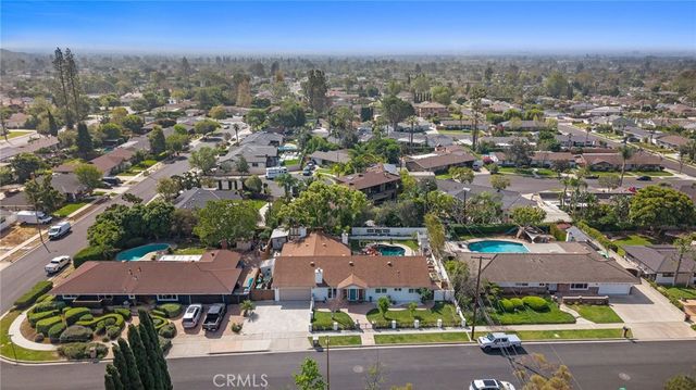 18642 Silver Maple, North Tustin, CA 92705