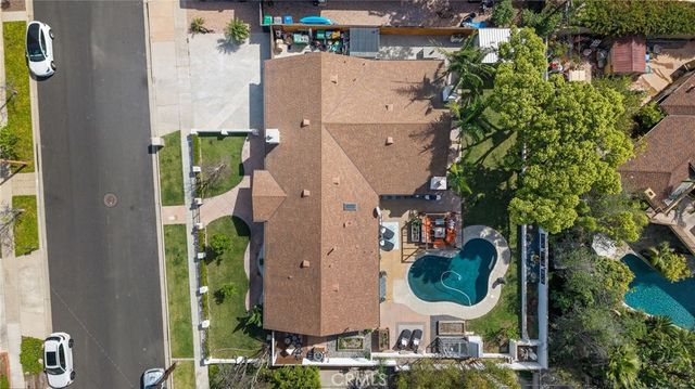 18642 Silver Maple, North Tustin, CA 92705