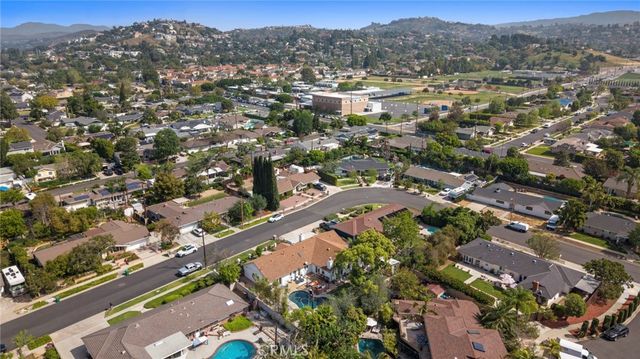 18642 Silver Maple, North Tustin, CA 92705