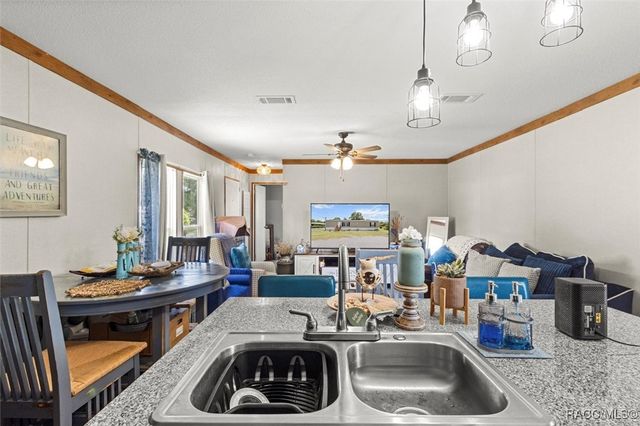 609 S Redbud Terrace, Inverness, FL 34450