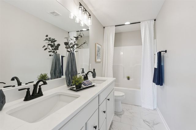 7000 Lake Hill Drive 74, Des Moines, IA 50320