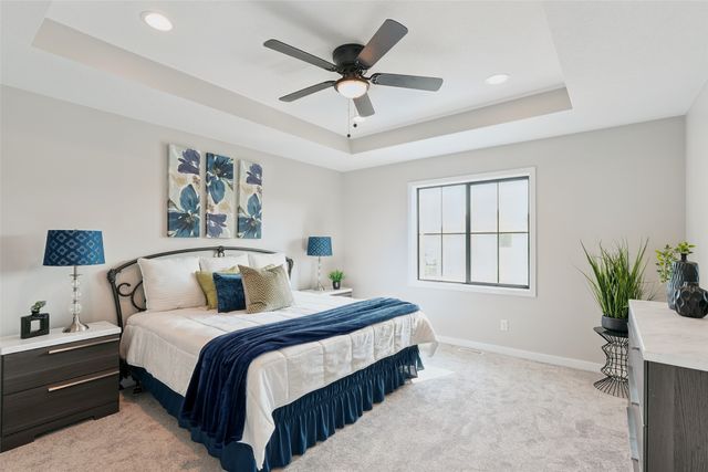 7000 Lake Hill Drive 74, Des Moines, IA 50320