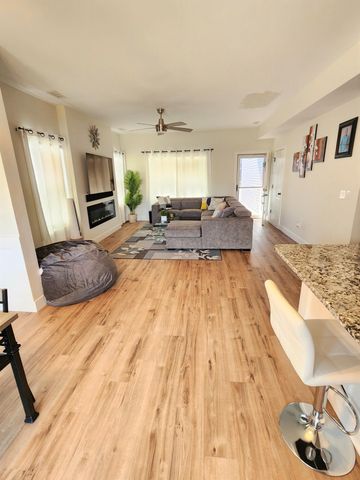 3203 TIMBER RUN DR, Columbia, MO 65203