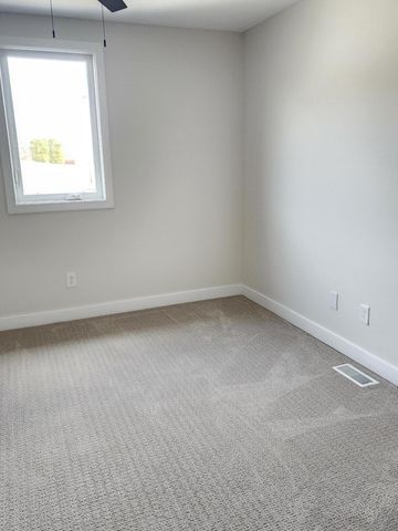 3203 TIMBER RUN DR, Columbia, MO 65203