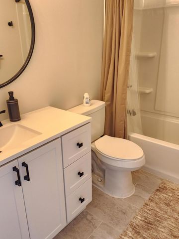 3203 TIMBER RUN DR, Columbia, MO 65203