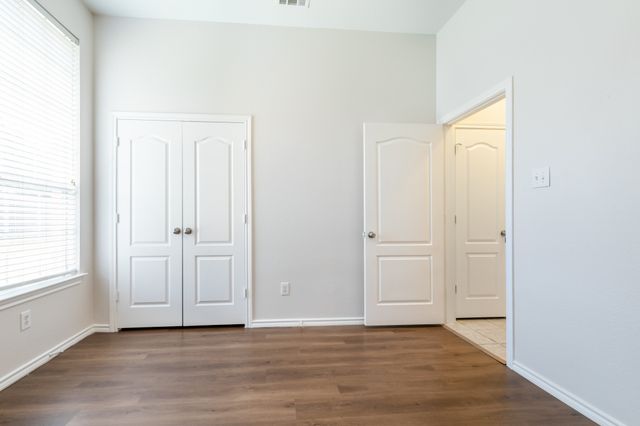 1400 Lyra Lane, Arlington, TX 76013