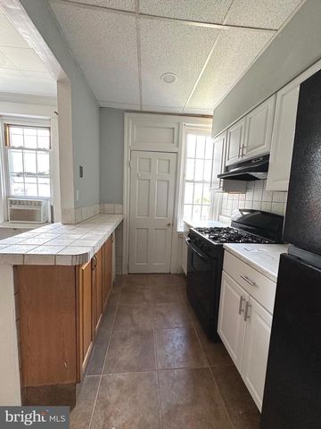 1633 CROSSLYNNE AVE, Oaklyn, NJ 08107
