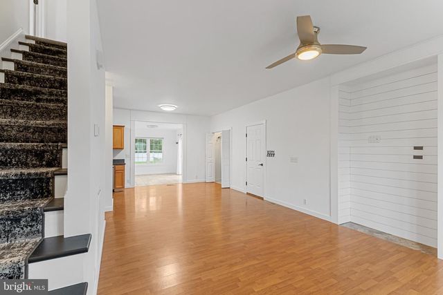 8846 LENNOX DR, Delmar, MD 21875