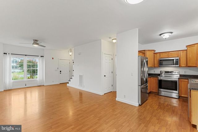 8846 LENNOX DR, Delmar, MD 21875