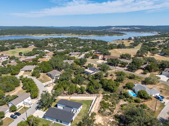 4218 Hillside DR, Lago Vista, TX 78645
