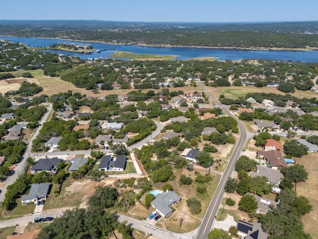 4218 Hillside DR, Lago Vista, TX 78645