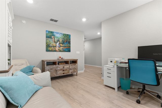 1944 HARVEST LANDING CIRCLE, Lakeland, FL 33810