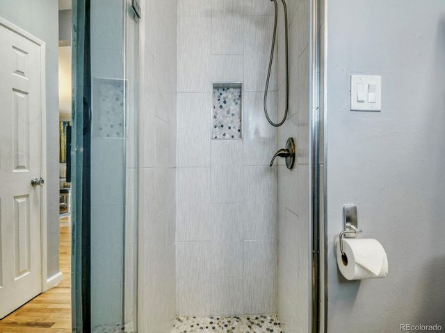 7888 Applewood Ln, Denver, CO 80221