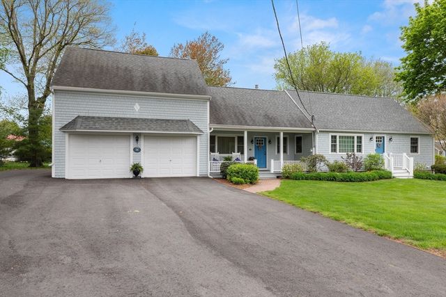 22 Turkey Hill Road, Newburyport, MA 01950