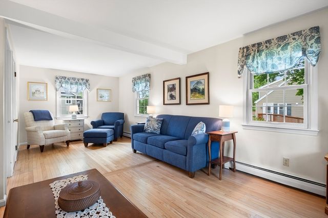 22 Turkey Hill Road, Newburyport, MA 01950