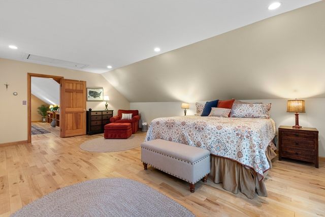 22 Turkey Hill Road, Newburyport, MA 01950