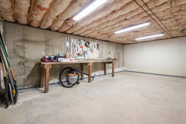 22 Turkey Hill Road, Newburyport, MA 01950