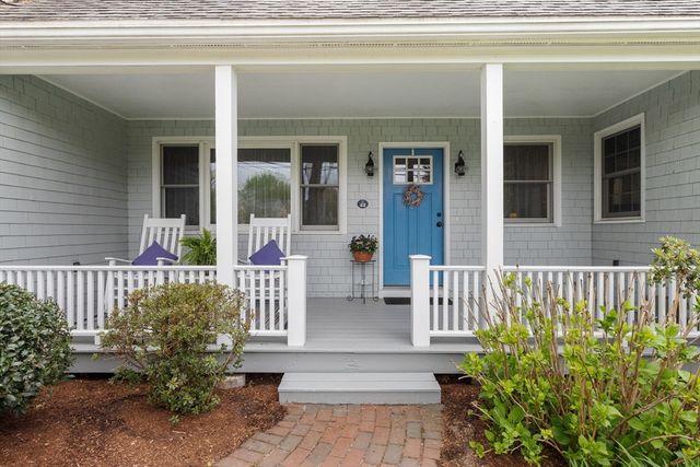 22 Turkey Hill Road, Newburyport, MA 01950