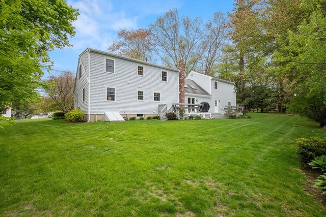 22 Turkey Hill Road, Newburyport, MA 01950