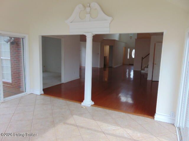 12130 Belmont Park Cir, Louisville, KY 40243