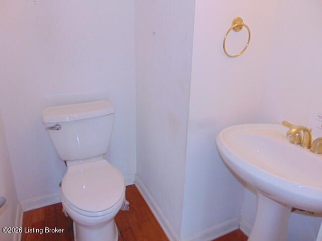 12130 Belmont Park Cir, Louisville, KY 40243