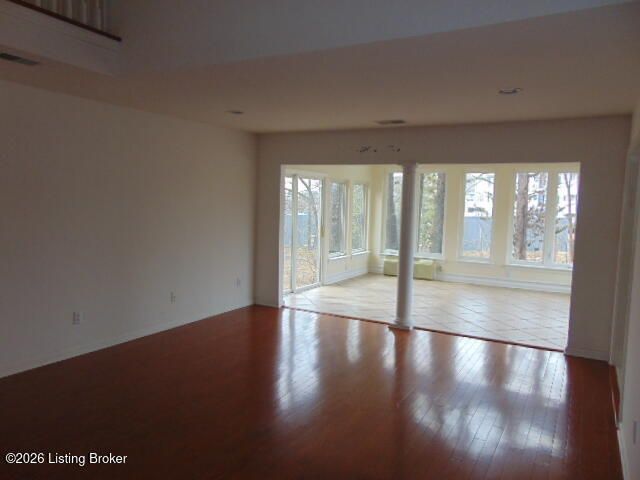 12130 Belmont Park Cir, Louisville, KY 40243