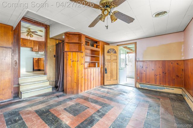 29229 Beverly Road, Romulus, MI 48174