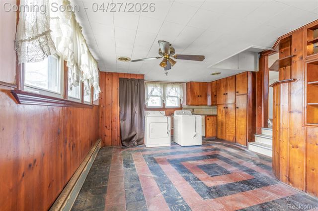 29229 Beverly Road, Romulus, MI 48174