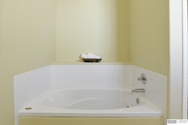 17710 Marcy Street, Omaha, NE 68118