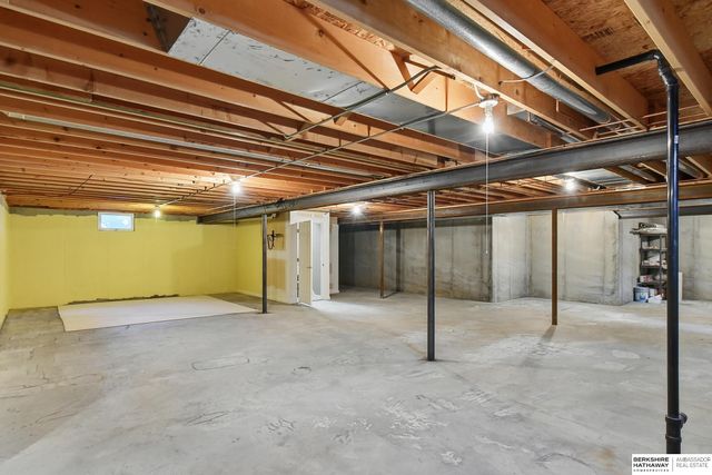 17710 Marcy Street, Omaha, NE 68118