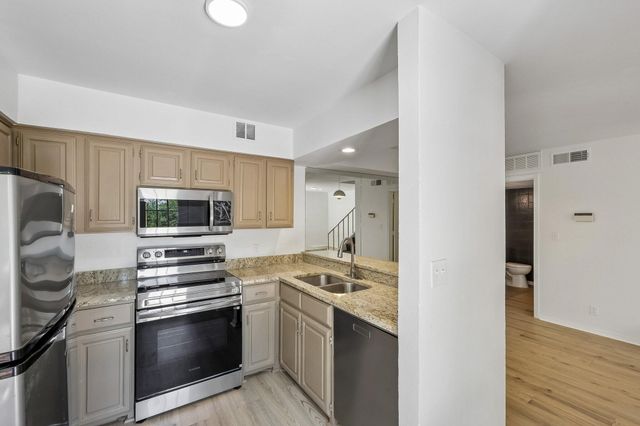 5200 Martel Avenue 7D, Dallas, TX 75206