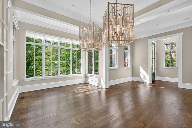 4964 ESKRIDGE TER NW, Washington, DC 20016