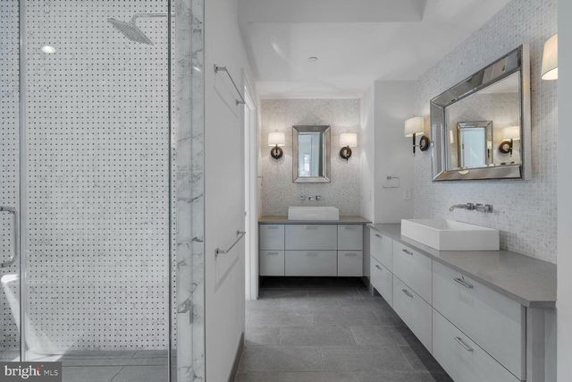 4964 ESKRIDGE TER NW, Washington, DC 20016