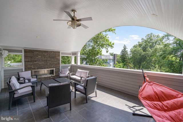 4964 ESKRIDGE TER NW, Washington, DC 20016