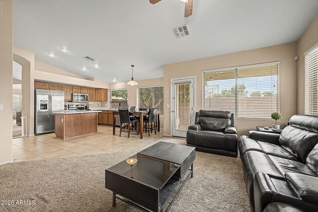 9107 W FLORENCE Avenue, Tolleson, AZ 85353
