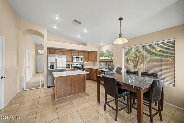 9107 W FLORENCE Avenue, Tolleson, AZ 85353