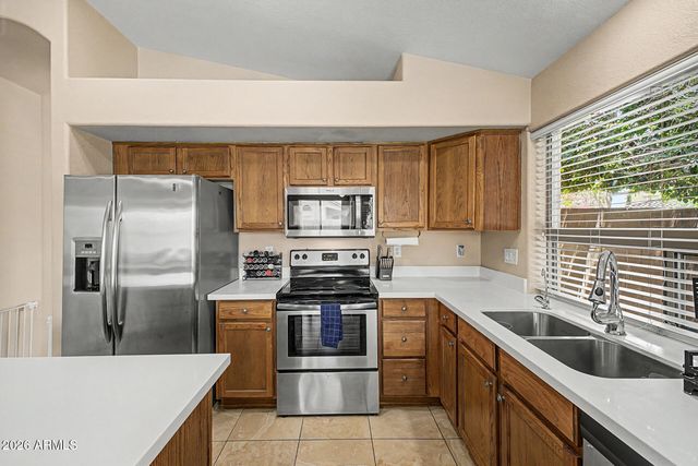 9107 W FLORENCE Avenue, Tolleson, AZ 85353